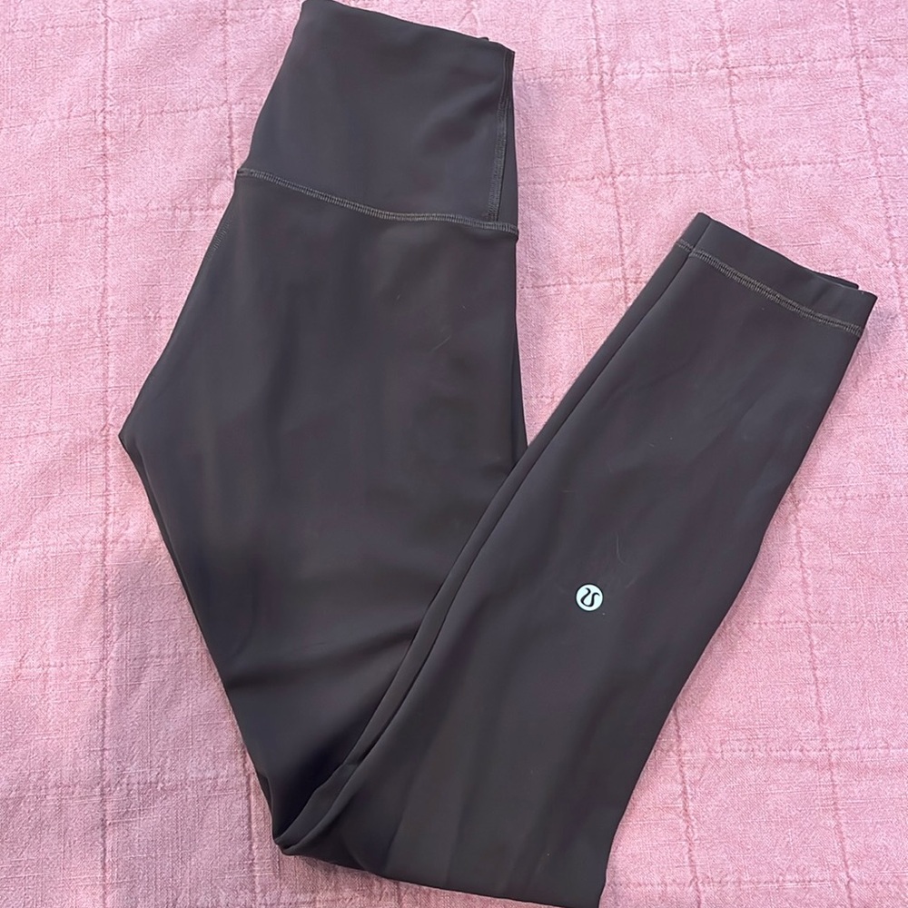 Lululemon Wunder Train High Rise Tight